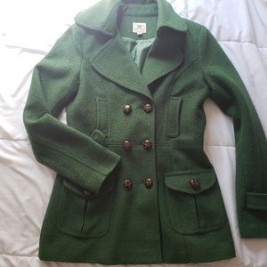 Green pea coat